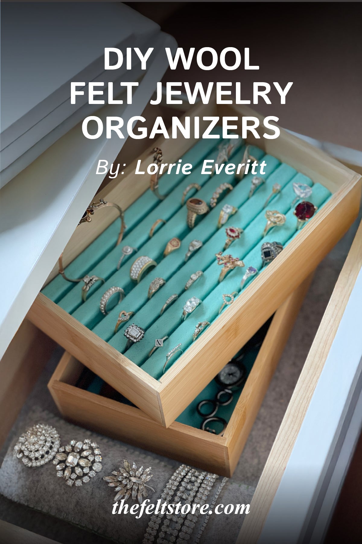 Pretty DIY Wool Felt Jewelry Organizers