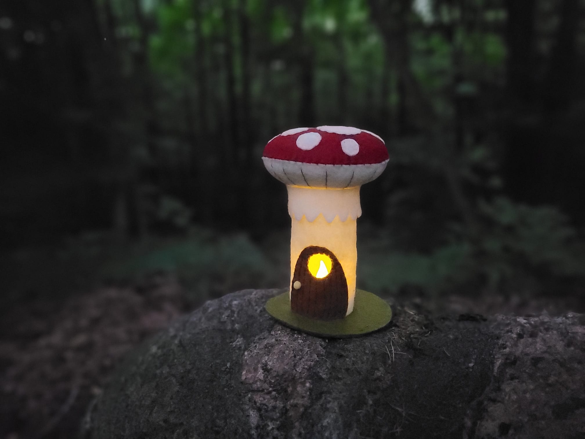 DIY Mushroom Tealight Holder